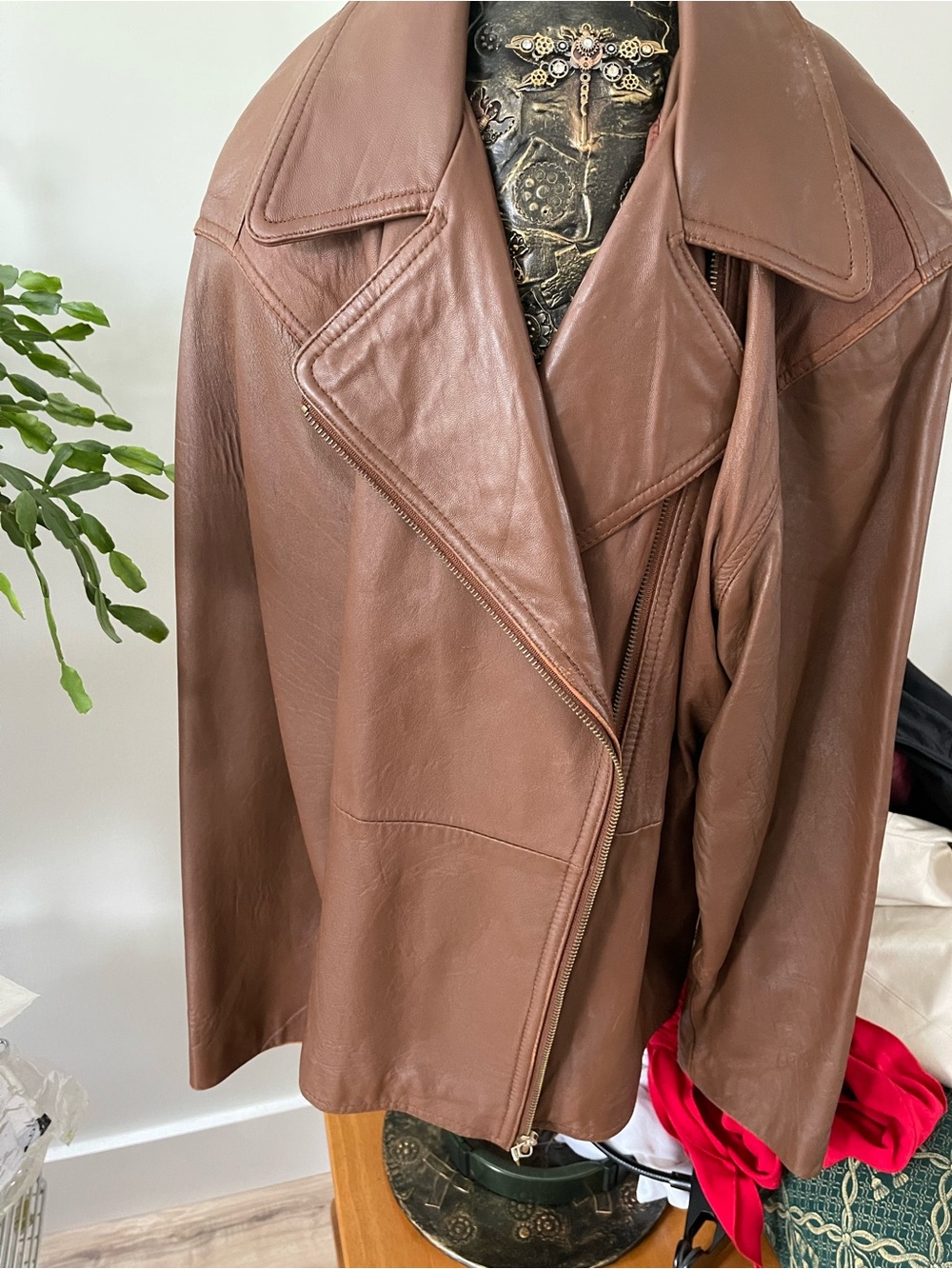 Valerie Stevens Tan Leather Jacket